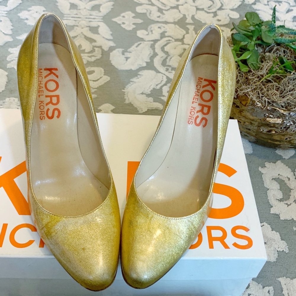 Michael Kors gold sparkly heels so 7.5 with box - Picture 2 of 5